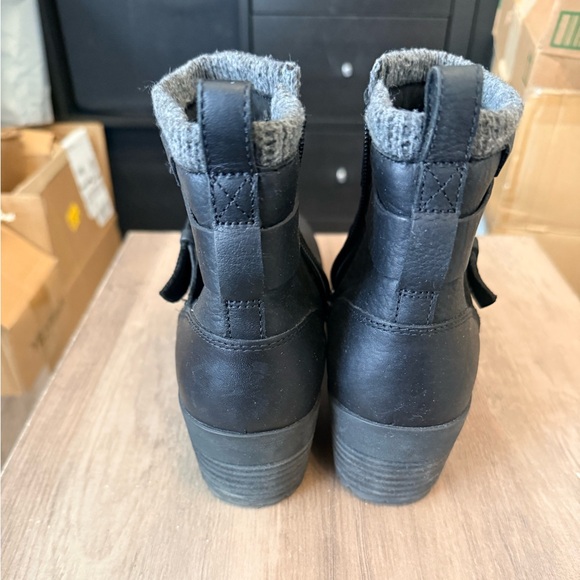 Merrell Women's Shiloh II Zip Waterproof Ankle Boot in size 9.5 black - Picture 5 of 10